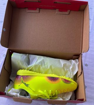 Botas botines de Fútbol Niño Puma Talla 34. Nuevas