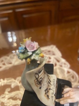 Statua pianista in porcellana Capodimonte