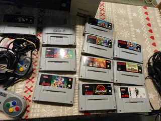 Super Nintendo con caja y 11 juegos