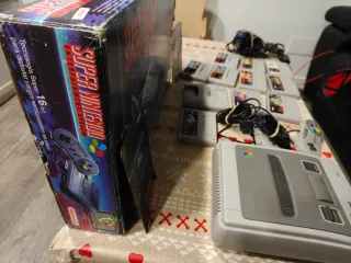 Super Nintendo con caja y 11 juegos