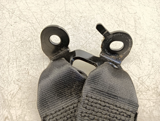 ENGANCHE CINTURON TRASERO CENTRAL CITROEN C3 HM01