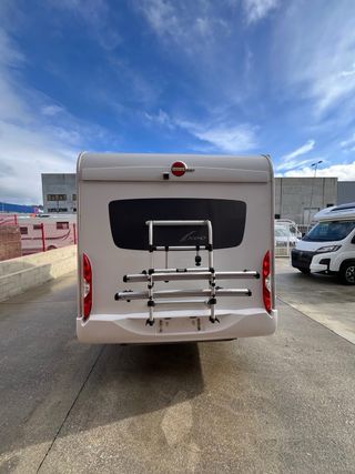 Autocaravana Bürstner Modelo: Ixeo Time T734
