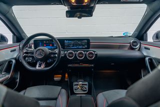 Mercedes-Benz Clase A 35 AMG *ETIQUETA ECO*