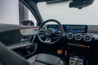 Mercedes-Benz Clase A 35 AMG *ETIQUETA ECO*