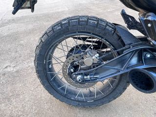 Moto 125cc Naked Amarillo