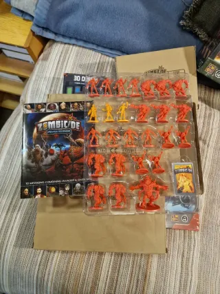 Zombicide Invader y Expansiones