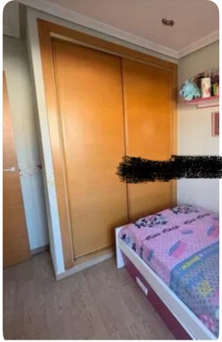 Mueble de madera empotrado beige/marrón
