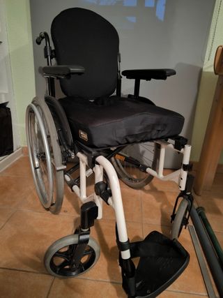 Silla de ruedas manual plegable adulto