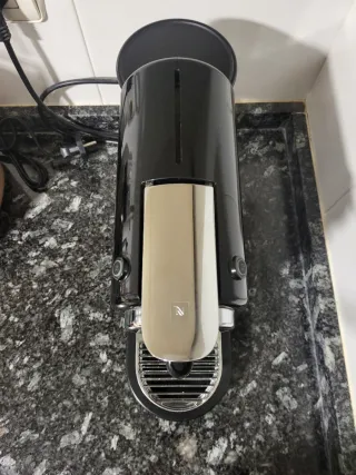 Cafetera Nespresso DeLonghi Citiz