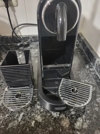 Cafetera Nespresso DeLonghi Citiz