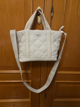 Bolso nylon acolchado Cortefiel beige