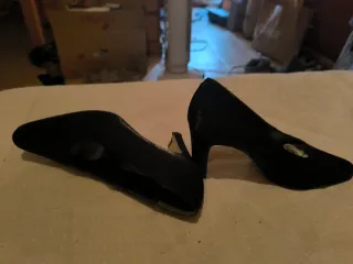 Zapatos de tacón negros