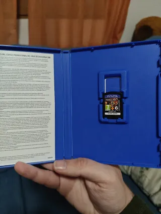 Pacchetto 2 Giochi PS Vita: Minecraft e Tadeo Jones