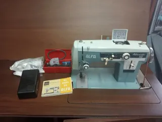 Máquina de coser Alfa Alfamatic 109