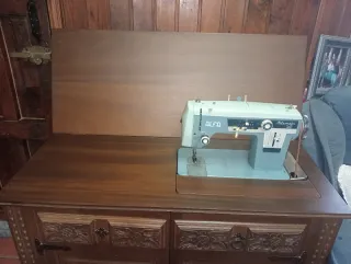 Máquina de coser Alfa Alfamatic 109