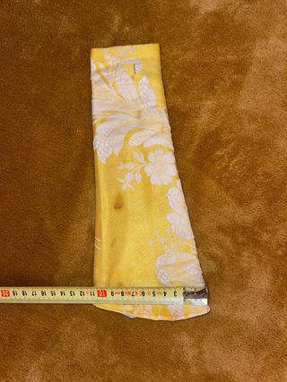 Saya antigua para Virgen