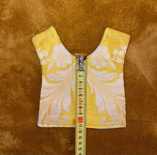 Saya antigua para Virgen