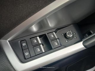 AUDI Q3 35TFSI 150MHEV HIBRID S-LINE S-TRONIC