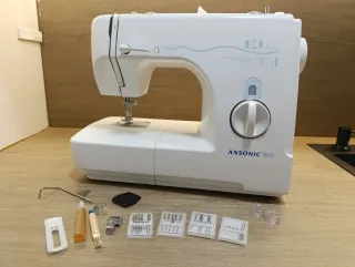 Máquina de coser Ansonic 809