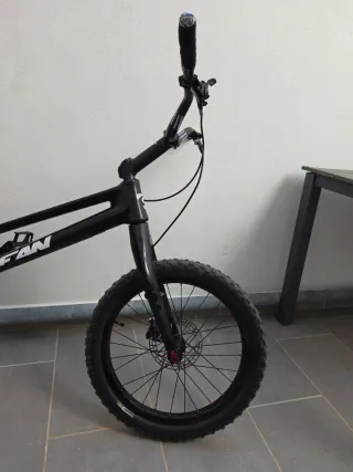 Bici Trial Clean K1.2 Carbono 20" Con buje libre.