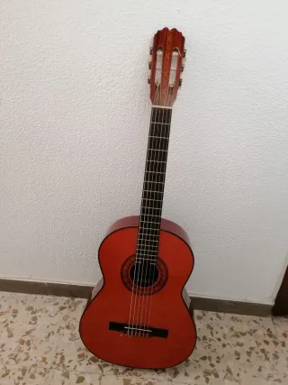 Guitarra española Admira modelo Estrella