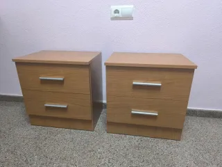 2 Mesitas de Noche Madera