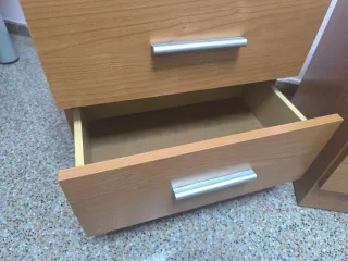 2 Mesitas de Noche Madera