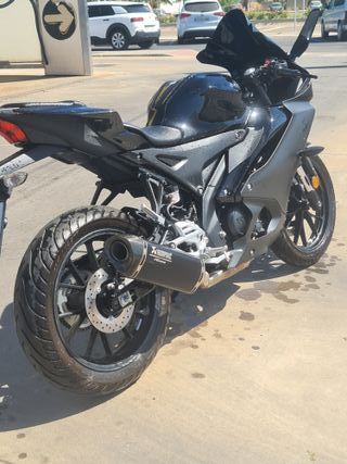 Yamaha YZF R125 2024 - 2400 KM