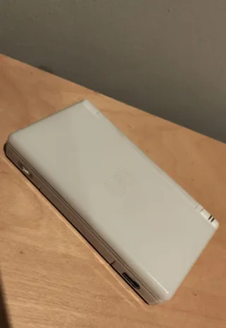 Nintendo DS Blanca + 2 Brain Training