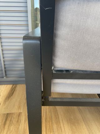 Conjunto de Muebles de Jardín, esta bien ,usandolo