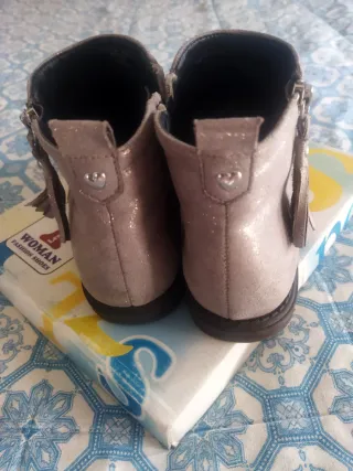 Botines grises con brillos Primark