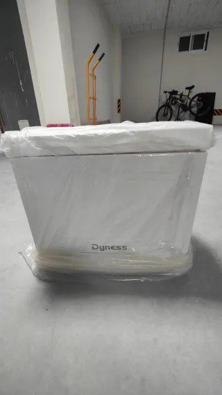 Carcasa Pared Baterías Dyness