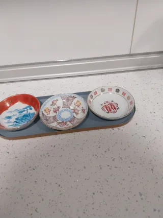 Bandeja con 3 cuencos decorados