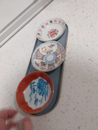 Bandeja con 3 cuencos decorados