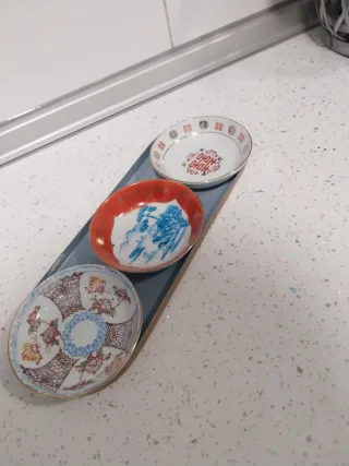 Bandeja con 3 cuencos decorados