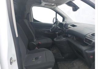 Citroen Berlingo M bluehdi 100 cv 2025