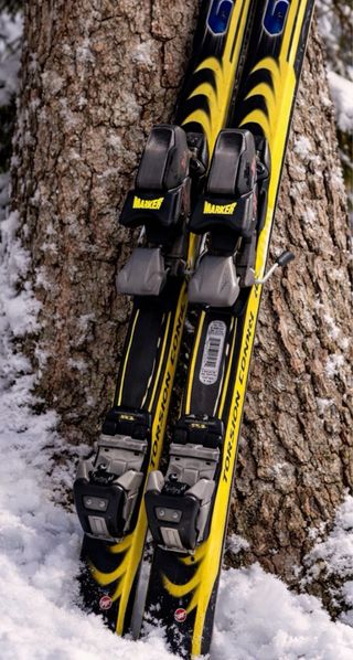 Esquís XP6 HEAD con fijaciones