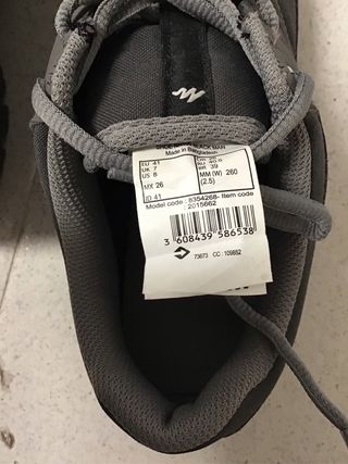 Zapatillas Decathlon Talla 41 Gris usadas una vez