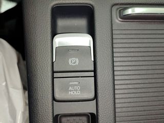 VOLKSWAGEN Passat Variant Business 2.0 TDI DSG