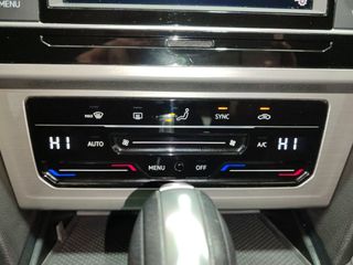 VOLKSWAGEN Passat Variant Business 2.0 TDI DSG