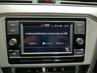 VOLKSWAGEN Passat Variant Business 2.0 TDI DSG