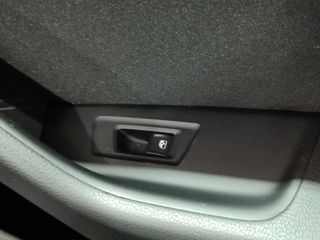 VOLKSWAGEN Passat Variant Business 2.0 TDI DSG