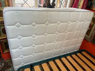 Cama Matrimonio Vintage Edredón y Almohadones