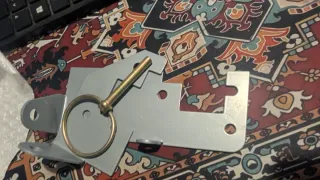 Gancio sicurezza portellone van, camioncino