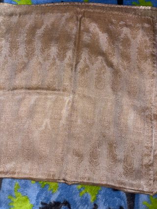 Sciarpe Fallero dorate e rosse in vendita per unità