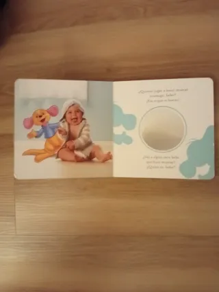 ¿Quién es, bebé? Hora de explorar