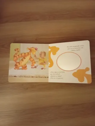 ¿Quién es, bebé? Hora de explorar