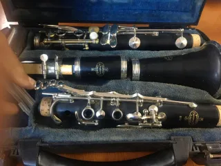 Clarinete Vintage Estuche Accesorios