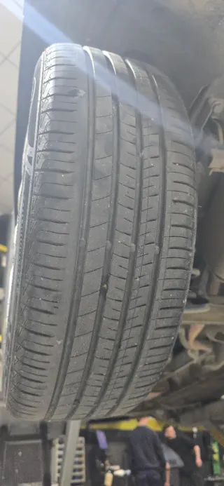 Neumático 195/50R16