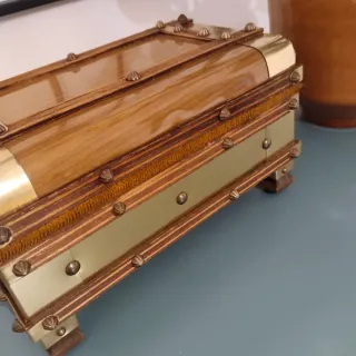 Joyero baúl musical vintage